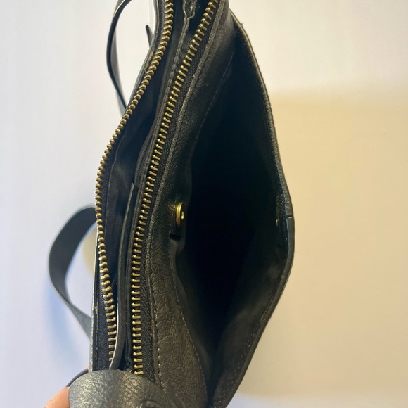 Lucky brand cross body bag black - Picture 3 of 5